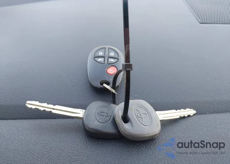 2017 Toyota Sienna Le 8 Passenger из США, поврежденный, VIN 5TDKZ3DC2HS845820